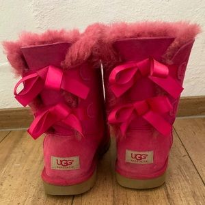 Gently used Bailey Bow UGGs size 5Y